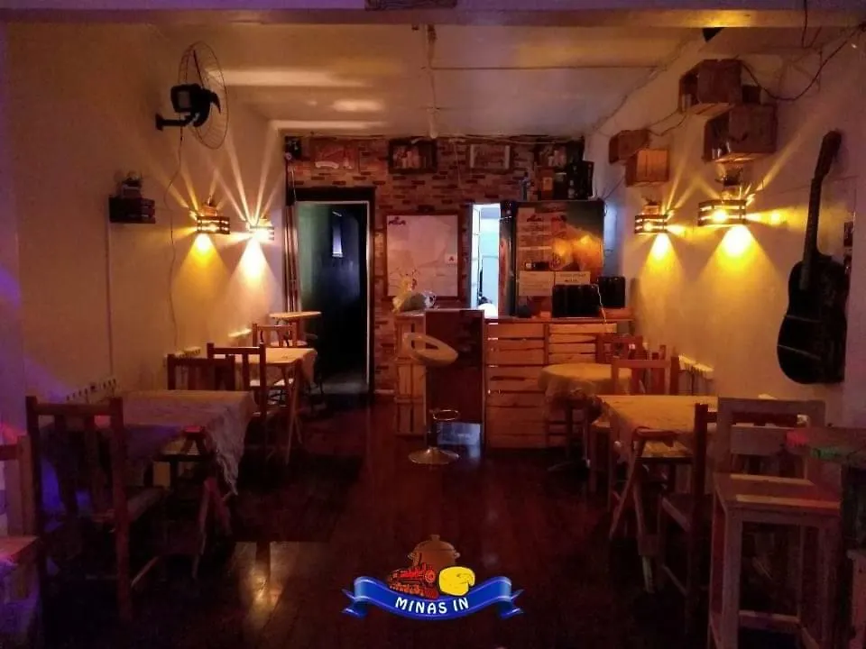 Hostel Minas In Porto Alegre Brasil
